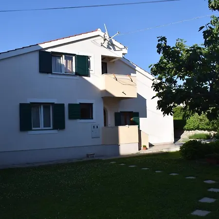 Armanito Apartman *