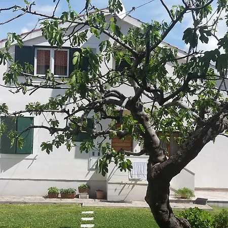 Armanito Apartman